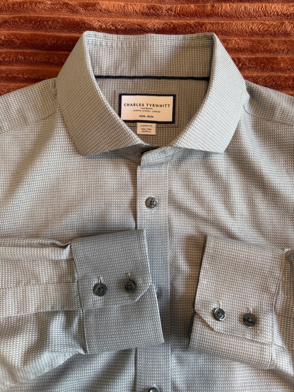 Charles Tyrwhitt Light Grey Textured Dress Shirt 16.5 / 34